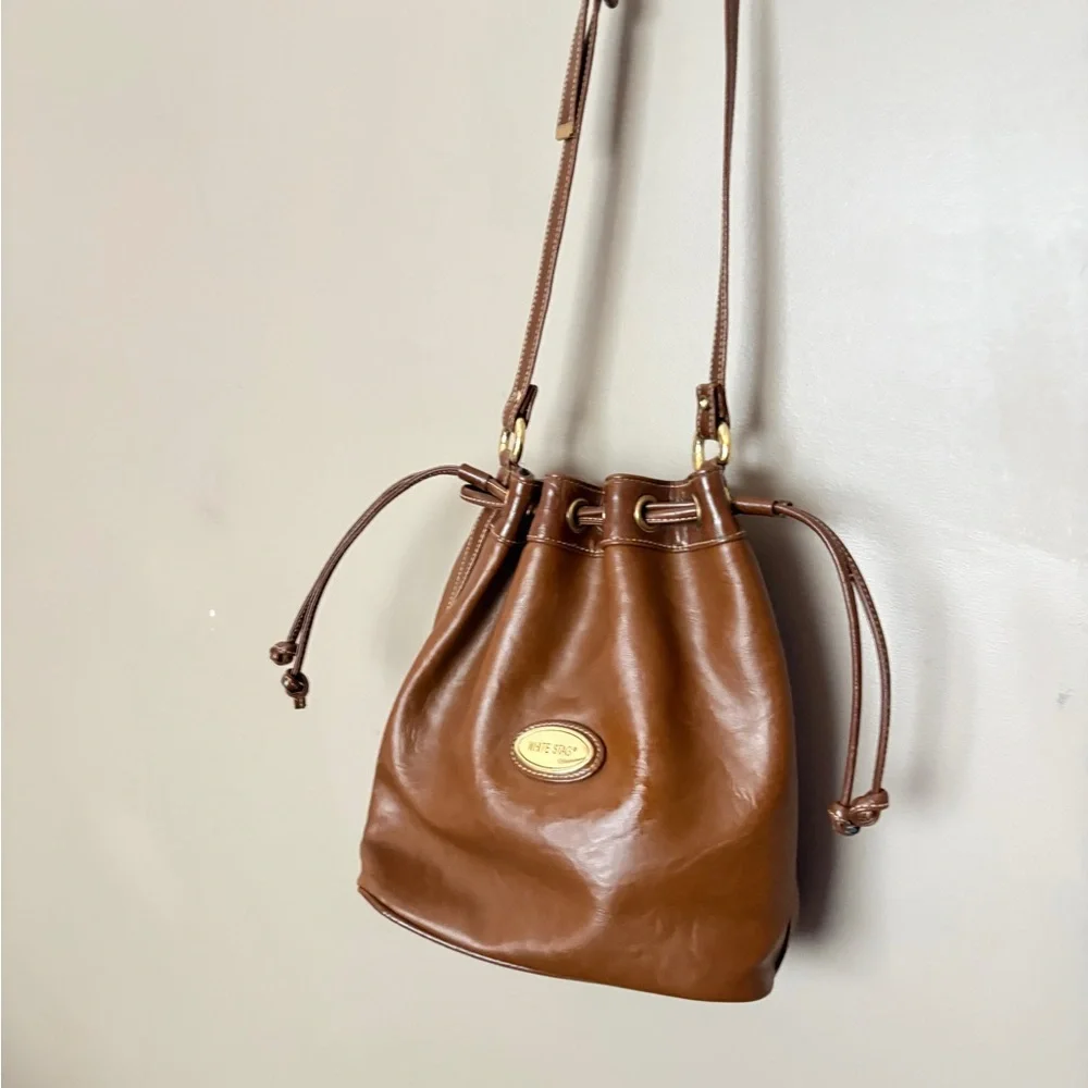 WHITE STAG 90s faux leather bucket bag drawstring crossbody purse caramel brown